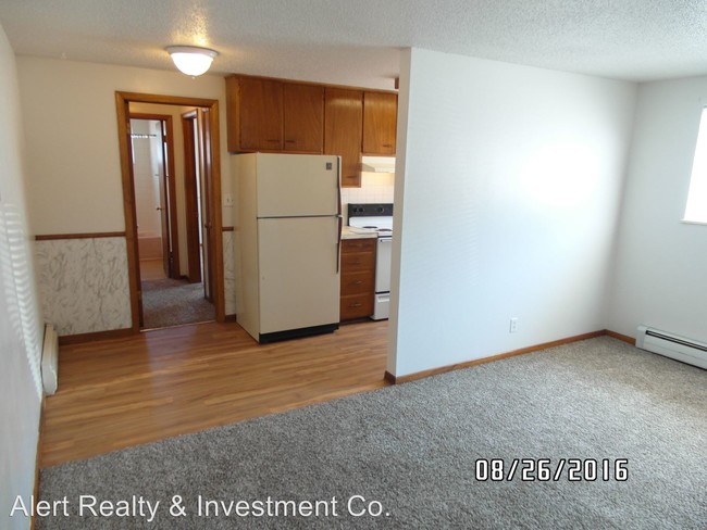 1637 Kimbark St-Unit -1-8 in Longmont, CO - Foto de edificio - Building Photo