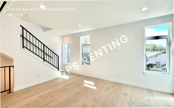 6215 9th Ave NE in Seattle, WA - Building Photo - Building Photo
