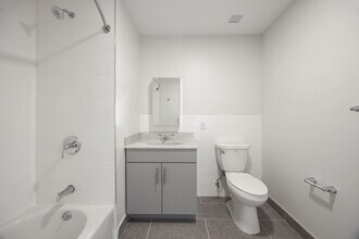 Regency on the Hudson in Yonkers, NY - Building Photo - Building Photo
