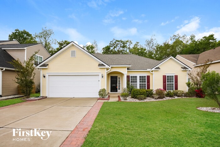 242 Mayfield Dr in Goose Creek, SC - Building Photo