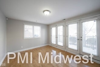 515 E New York St in Indianapolis, IN - Building Photo - Building Photo