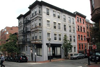 31 Phillips St in Boston, MA - Building Photo - Building Photo