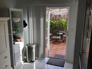 13165 SW 64th Terrace in Miami, FL - Building Photo - Building Photo