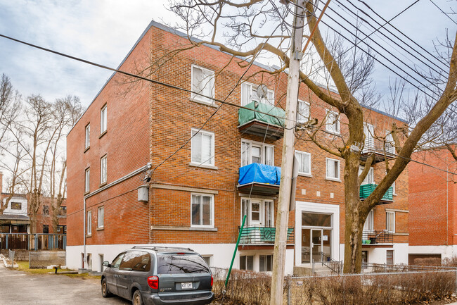 3780 Plamondon Av in Montréal, QC - Building Photo - Building Photo