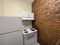 891 Huntington Ave, Unit 8 in Boston, MA - Foto de edificio - Building Photo