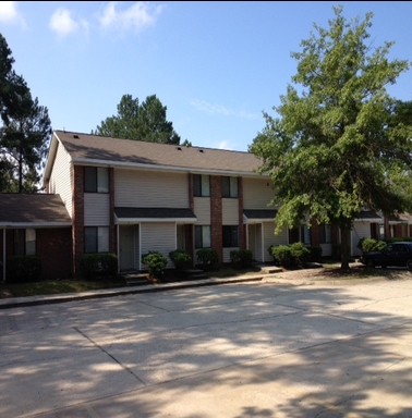 Oakview Townhomes in Hartsville, SC - Foto de edificio - Building Photo