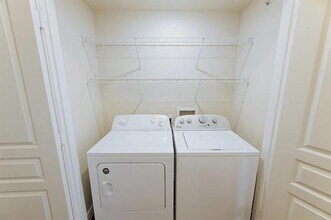 9900 McNeil Dr in Austin, TX - Building Photo - Building Photo