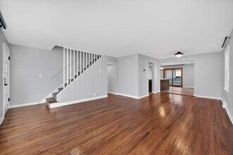 4524 Washington St in Downers Grove, IL - Building Photo - Building Photo