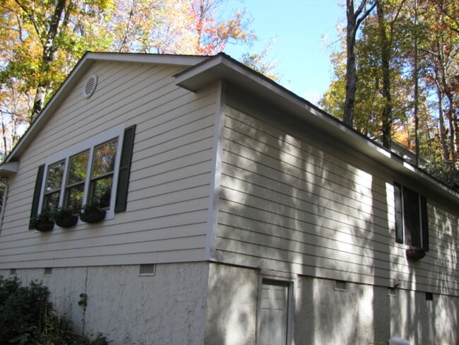 134 Hemlock Dr in Boone, NC - Building Photo - Building Photo