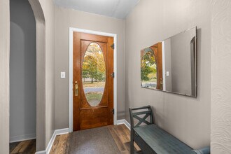 686 2nd Avenue East N in Kalispell, MT - Foto de edificio - Building Photo