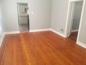653 Chartres St in La Salle, IL - Building Photo - Building Photo