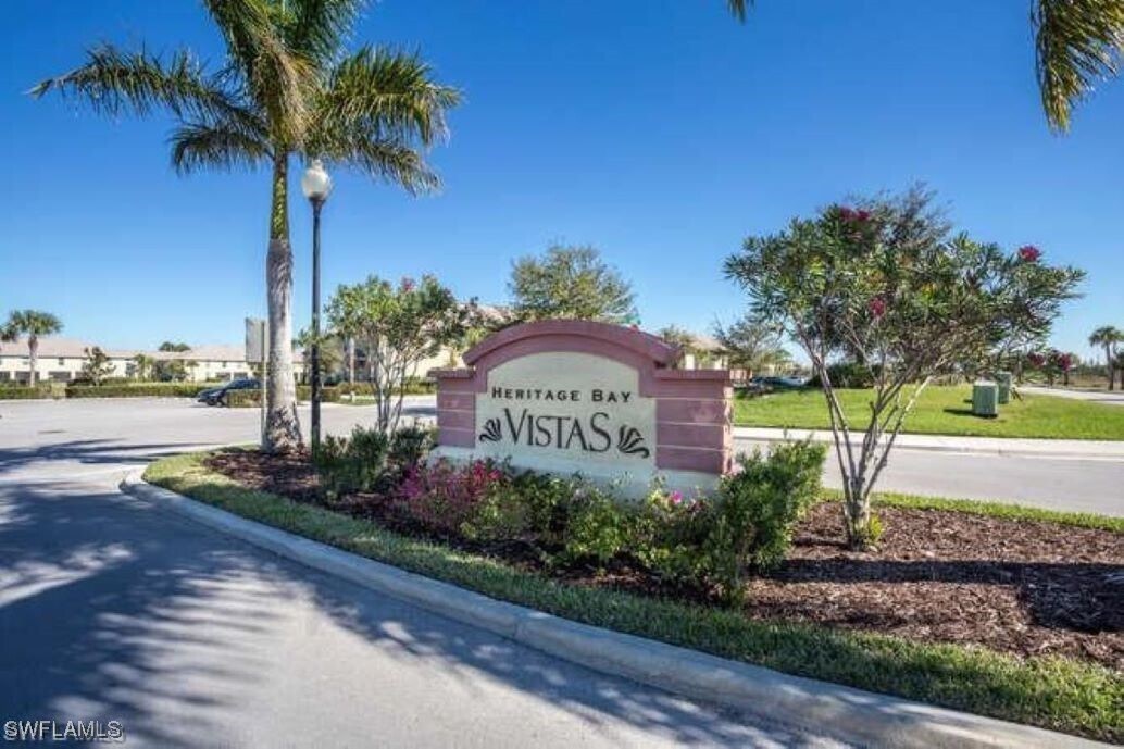 9081 Gervais Cir in Naples, FL - Building Photo