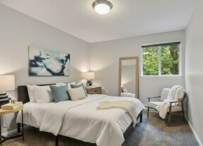 The Highlands Apartments in Grand Rapids, MI - Building Photo