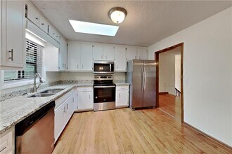 1339 Wood Park Dr NW in Kennesaw, GA - Building Photo - Building Photo