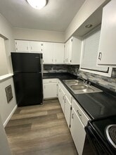 410 Johnson St, Unit #2 in Alta, IA - Building Photo - Building Photo