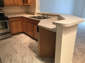 13015 Plantation Park Cir in Orlando, FL - Building Photo - Building Photo