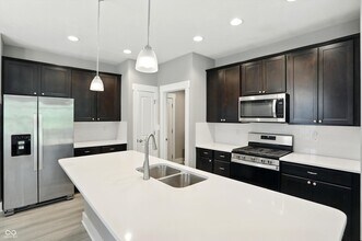 14474 Treasure Creek Ln in Fishers, IN - Building Photo - Building Photo