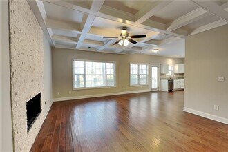 450 Fairway Walk Dr NE in Lawrenceville, GA - Building Photo - Building Photo