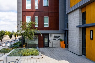 Metro Crossing in Fremont, CA - Building Photo - Building Photo