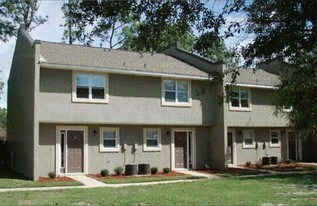 Riverbend Condominiums in Gautier, MS - Building Photo