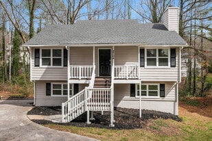 2704 Laurel View Dr, Unit 14031 MWT in Snellville, GA - Building Photo