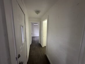 411 N Adams St in San Angelo, TX - Building Photo - Building Photo