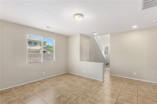 7605 Lake Fork Peak St in Las Vegas, NV - Building Photo - Building Photo
