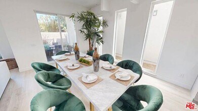 8486 Winnetka Ave in Los Angeles, CA - Building Photo - Building Photo