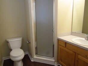 1991 W 550 N in Clinton, UT - Building Photo - Building Photo