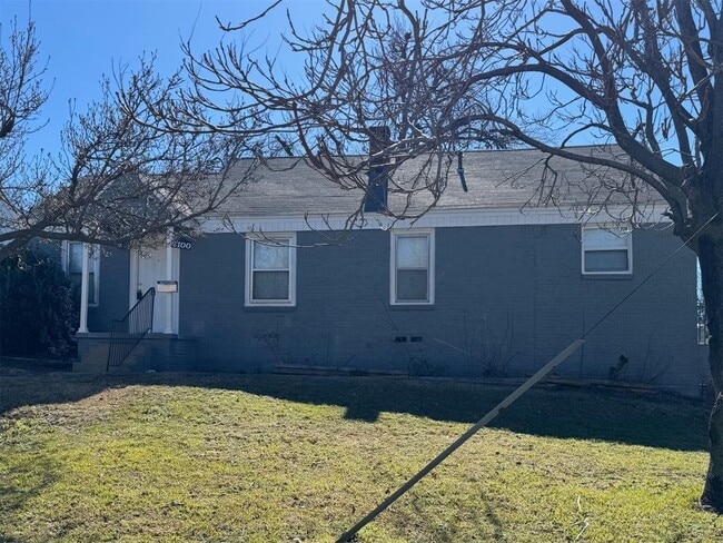 property at 2100 NE 19th St