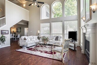 2047 Chevella Dr in Dallas, TX - Building Photo - Building Photo