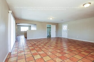 8401 W Turney Ave in Phoenix, AZ - Building Photo - Building Photo