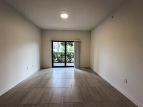 20621 NW 7th Ct, Unit A1 in Miami Gardens, FL - Building Photo - Building Photo