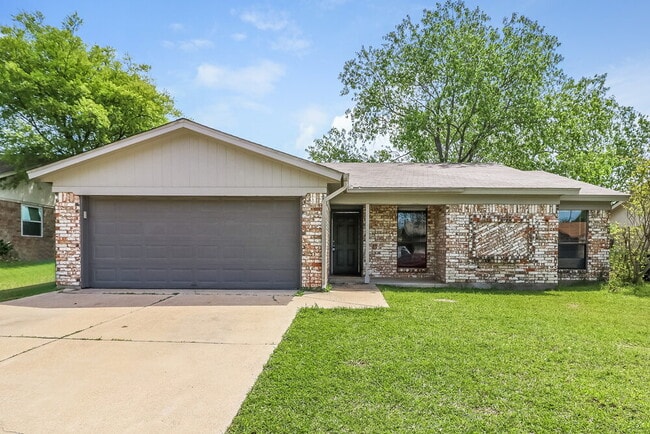 property at 7608 Meadowlark Ln N