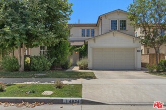 14624 McCormick St in Los Angeles, CA - Building Photo - Building Photo