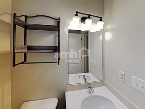 1604 E Shadow Dr in Eagle Mountain, UT - Building Photo - Building Photo