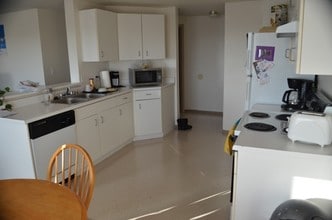 Cougar Crest Apartments in Pullman, WA - Building Photo - Interior Photo