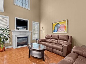 2503 St Paul's Square in Raleigh, NC - Building Photo - Building Photo