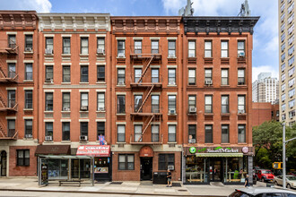 1669 York Ave in New York, NY - Building Photo - Building Photo