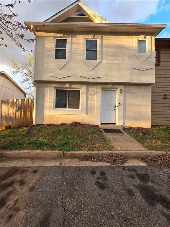 1952 Padgett Dr in Austell, GA - Building Photo - Building Photo