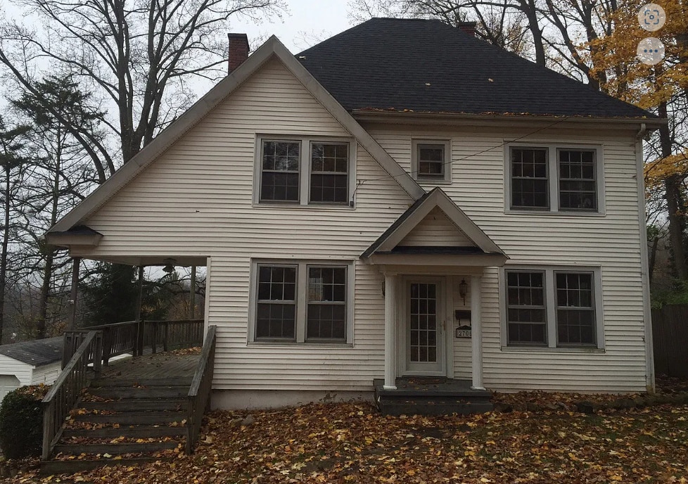 2705 Valley View Ave in Bluefield, WV - Building Photo