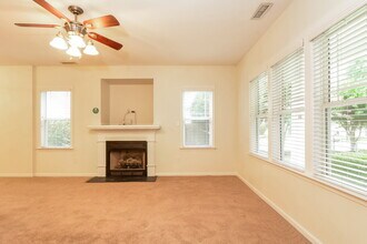 4812 Landover Ridge Dr in Raleigh, NC - Foto de edificio - Building Photo