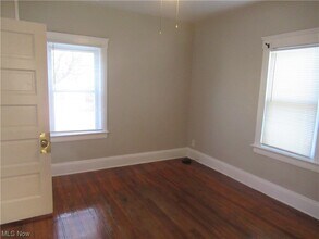 2080 Halstead Ave, Unit 2 in Lakewood, OH - Building Photo - Building Photo
