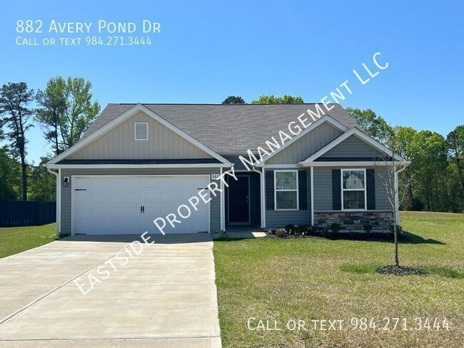 property at 882 Avery Pond Dr