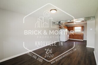 1007 Clendenen Rd in Maryville, TN - Building Photo - Building Photo