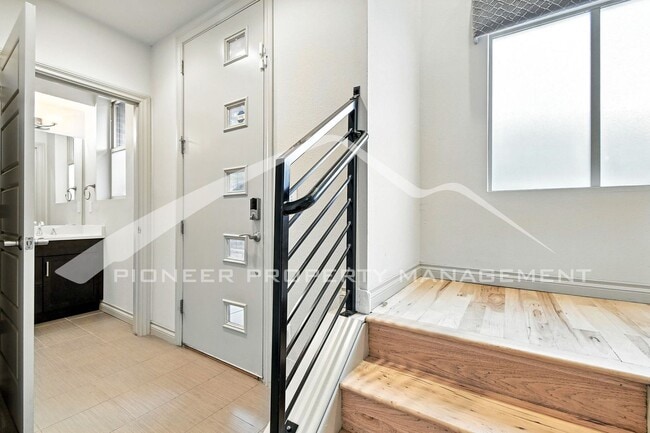 1315 Jackson St in Denver, CO - Building Photo - Building Photo