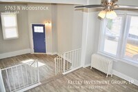 5763 N Woodstock St photo'
