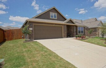 2908 Edwards Plateau Dr in Pflugerville, TX - Building Photo - Building Photo