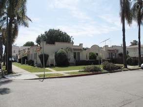 750-756 N Edinburgh Ave in Los Angeles, CA - Building Photo - Building Photo