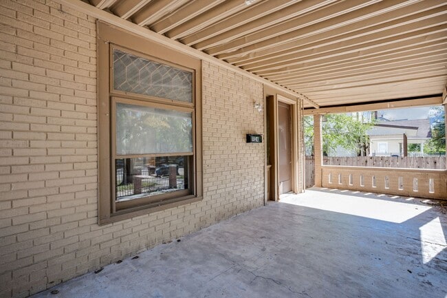 1124 N Market St in Wichita, KS - Building Photo - Building Photo